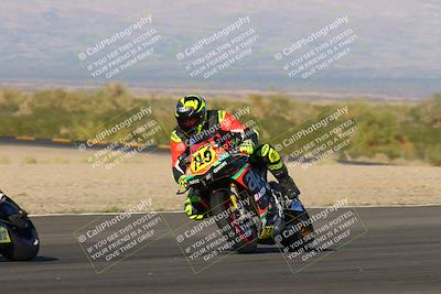 media/Oct-29-2022-CVMA (Sat) [[14c0aa3b66]]/Race 11 Amateur Supersport Open/